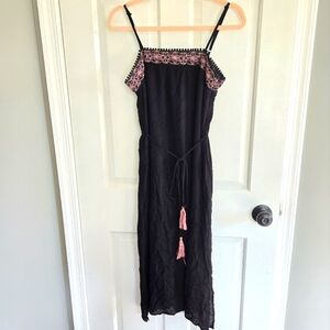 Lulus midi black bohemian dress with tassle belt sz Medium